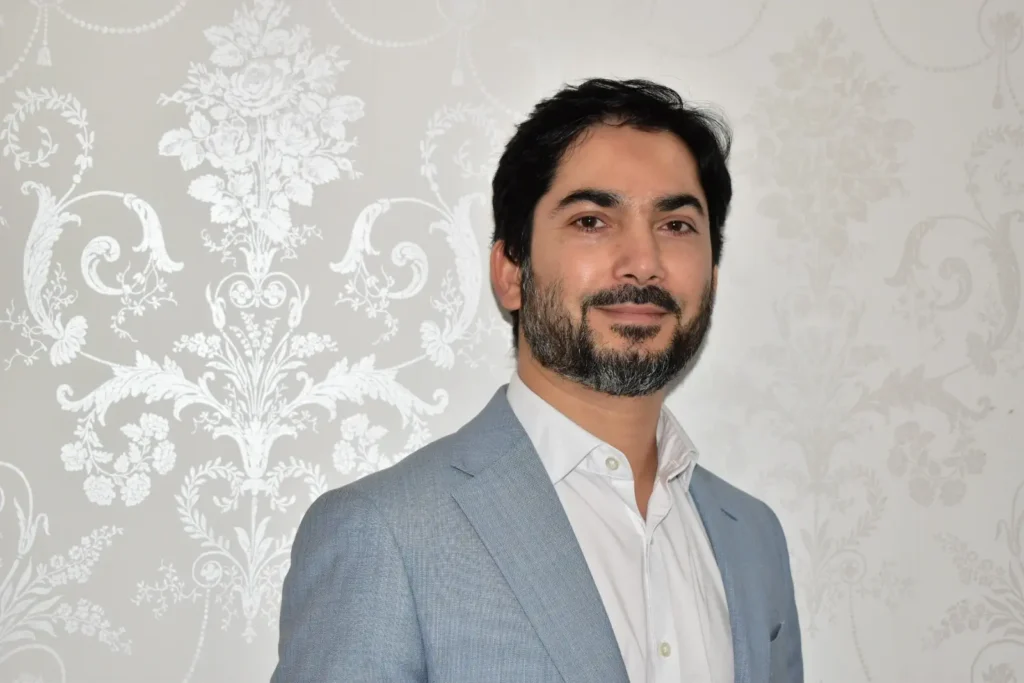Close up of Dr Zeeshan Hassan